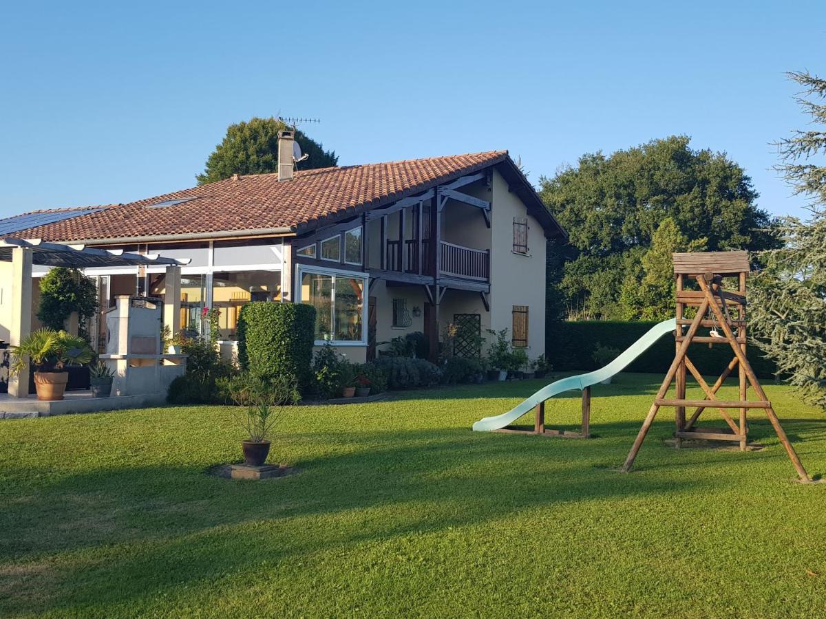 Grande Maison Familiale Serres-Gaston Exterior photo